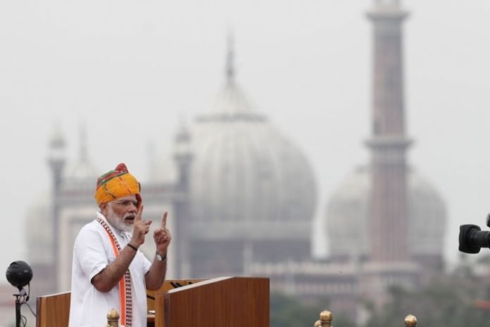 नरेंद्र मोदी
