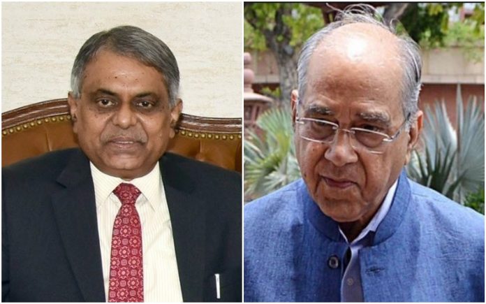 सिन्हा (बाएँ) बने OSD in PMO, नृपेंद्र मिश्र रिटायर