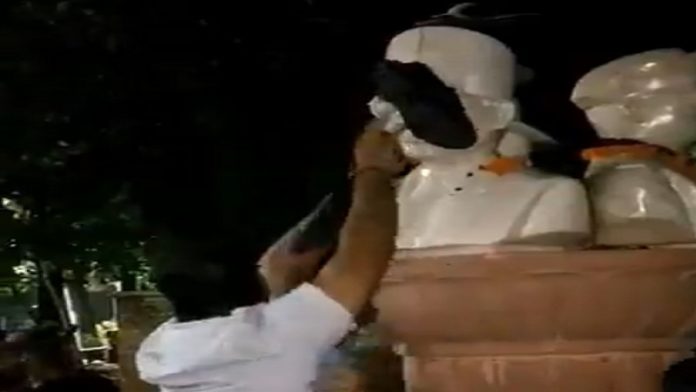 वीर सावरकर