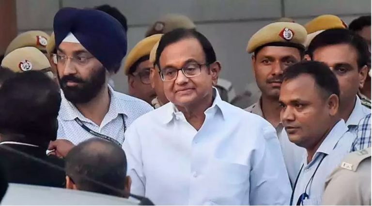 चिदंबरम मामले में ED को झटका: सोमवार तक नहीं कर सकती हिरासत में लेकर पूछताछ