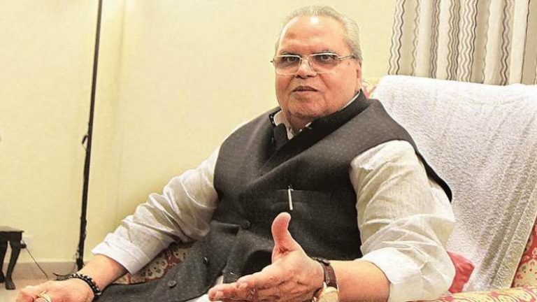 जम्मू-कश्मीर के राज्यपाल ने कहा- ‘आज तो कुछ नहीं होगा, कल का पता नहीं, वो मेरे हाथ में नहीं’