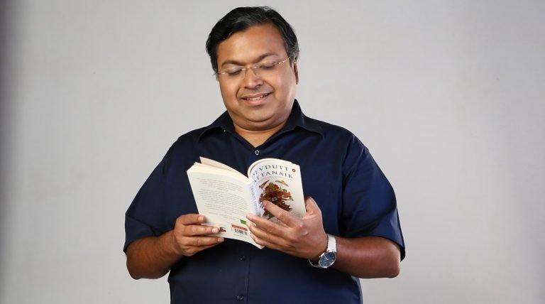 ‘कहाँ है वेदों में शिव?’ देवदत्त ‘नालायक’ ने जब यह पूछा तो वेद का उदाहरण दे लोगों ने रगड़ दिया