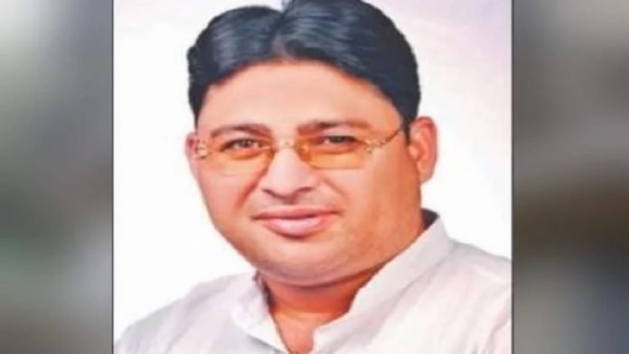 फेक करेंसी, सपा नेता