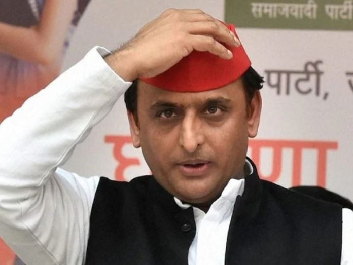 अखिलेश यादव