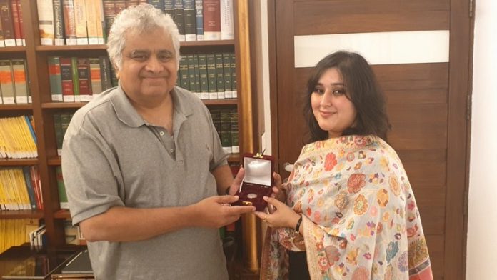 बाँसुरी स्वराज ने की माँ की आखिरी इच्छा पूरी