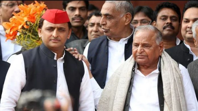 अखिलेश यादव-मुलायम सिंह यादव