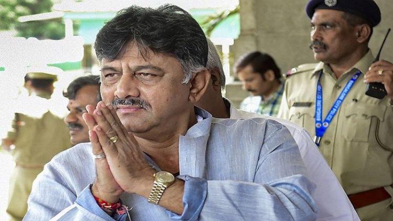 कॉन्ग्रेस नेता शिवकुमार को तिहाड़ जेल में मिलेगी कुर्सी, देख सकेंगे TV, 25 अक्टूबर तक बढ़ी न्यायिक हिरासत