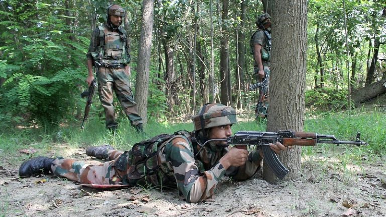 बारामूला से पकड़ा गया जैश आतंकी मोहसिन, भारी मात्रा में मिले गोला-बारूद और हथियार