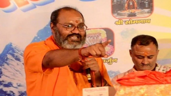 यति नरसिंहानंद सरस्वती, मदरसा