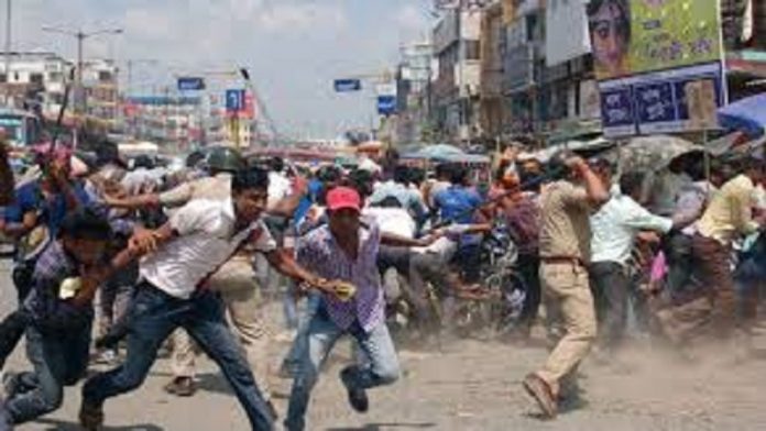 पश्चिम बंगाल में भाजपा सांसद पर गुंडों का जानलेवा हमला (सांकेतिक चित्र)