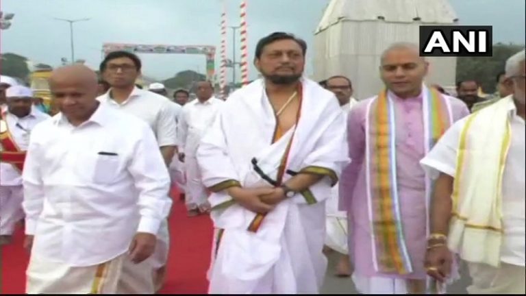 जनेऊ पहने तिरुपति दर्शन करने पहुँचे CJI बोबड़े: कहा- 40 साल से आ रहा हूँ, आज अपने आप में नया अनुभव