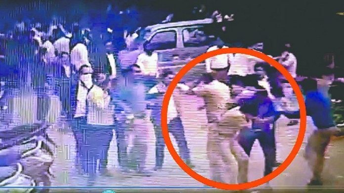 दिल्ली, महिला IPS से बदसलूकी