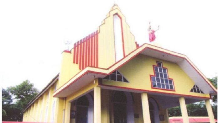 केरल, दो गुटों में झड़प