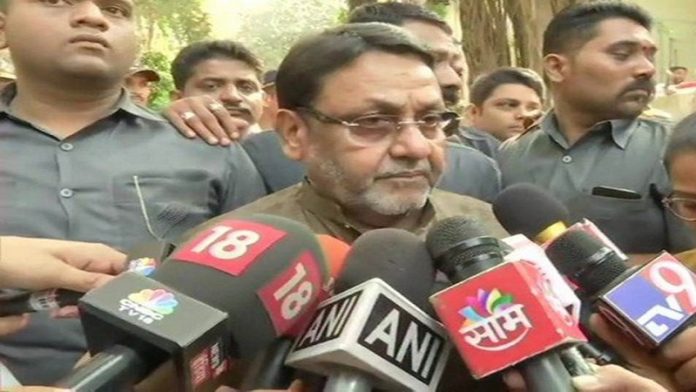 नवाब मलिक, भाजपा पर आरोप