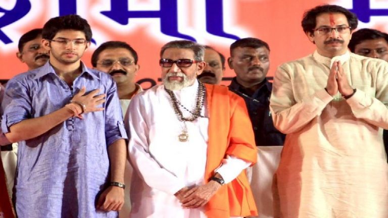 ‘शिवसेना का जन्म ही कॉन्ग्रेस के आशीर्वाद से हुआ था’ – बाल ठाकरे ने इमरजेंसी का किया था समर्थन