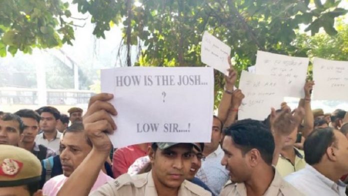 माँगी गईं पुलिस वालों की सभी माँगें