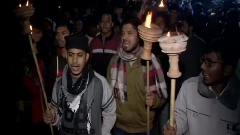 JNU में 12 दिसंबर से सेमेस्टर एक्जाम, जो नहीं देंगे बाहर जाएँगे: प्रशासन की छात्रों को लास्ट वॉर्निंग