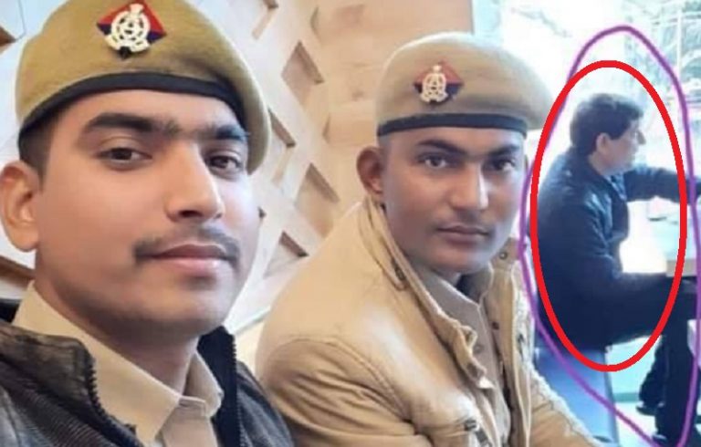 जब दंगाई पत्थर बरसा रहे थे, एक शख्स ने पुलिस वालों के खाने का भरा बिल… वो भी बिना बताए!