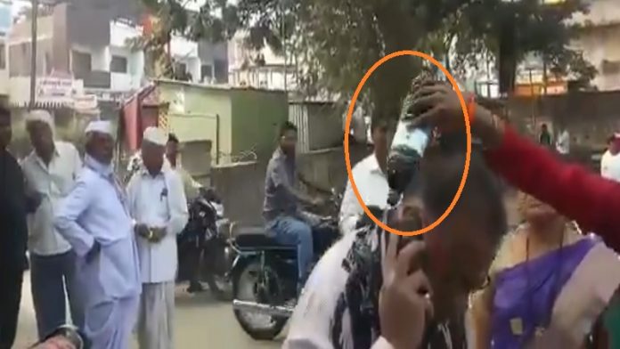 शिवसेना कार्यकर्ता, उद्धव ठाकरे आलोचना