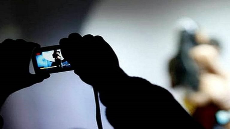 अरशद ने अश्लील वीडियो बना मालकिन से ऐंठे ₹1 करोड़, फर्जी निकाहनामा तैयार कर हत्या की रच रहा था साजिश