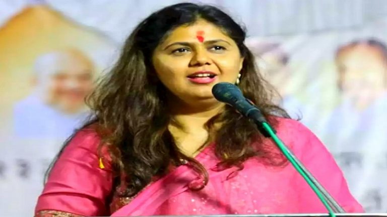 मैं BJP नहीं छोड़ रही हूँ, दलबदल मेरे खून में नहीं है: पंकजा मुंडे