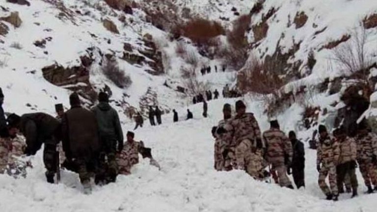 LAC पर 35000 सैनिकों की होगी तैनाती, युद्ध स्मारक पर अंकित होंगे गलवान के 21 बलिदानियों के नाम