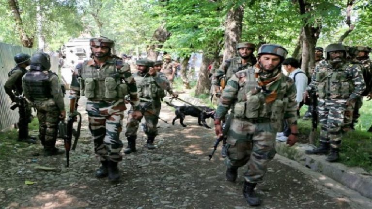 म्यांमार से लाई संदिग्ध चीजें छिपाने के लिए महिला IPS ऑफिसर ने लगाया छेड़खानी का आरोप: असम राइफल्स