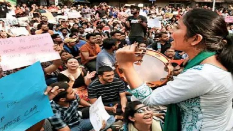 देश विरोधी गतिविधियों से दूर रहें: IIT बॉम्बे का सर्कुलर, यहीं से पढ़ा है शाहीन बाग का मास्टरमाइंड शरजील
