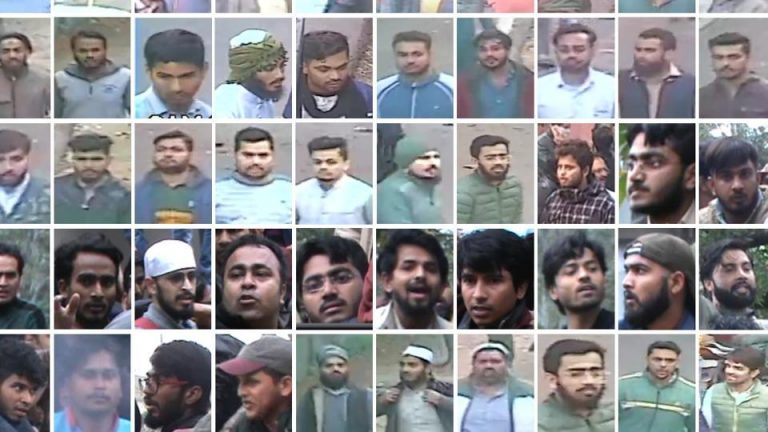 दिल्ली पुलिस ने जामिया हिंसा में शामिल 69 संदिग्धों की तस्वीरें जारी कर रखा इनाम