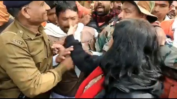 डीएम-सीएए