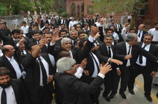 पाकिस्तान अल्पसंख्यक