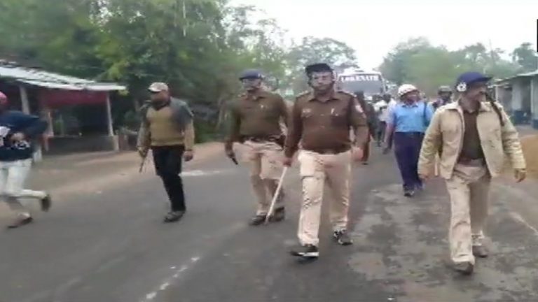बंगाल में बंद के दौरान चले देसी बम: TMC नेता तहीरुद्दीन शेख ने चलाई गोली, 2 मरे