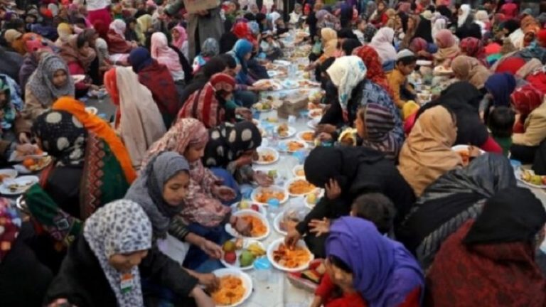 शाहीन बाग ने ली इंजीनियर की नौकरी, रास्ता खुलवाने को कैंडल मार्च निकालेंगी महिलाएँ