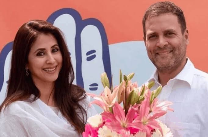 पूर्व कॉन्ग्रेस नेता उर्मिला मातोंडकर और पूर्व कॉन्ग्रेस अध्यक्ष राहुल गाँधी