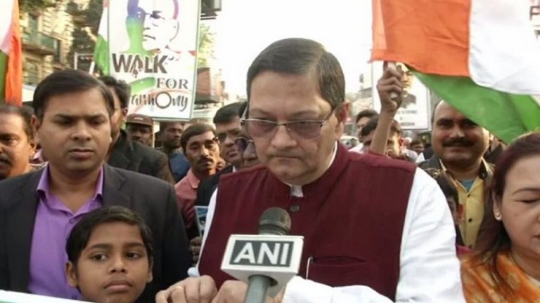 ‘कॉन्ग्रेस नेताओं के कारण हुआ देश का बँटवारा, देशभक्ति दिवस के रूप में मनाई जाए नेताजी की जयंती’