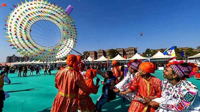 गुजरात, मकर संक्रांति, पतंग