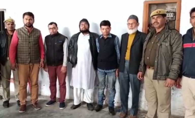 CAA पर हिंसा: कानपुर से PFI के 5 सदस्य गिरफ्तार, मेरठ के 12 खातों में डाला गया पैसा