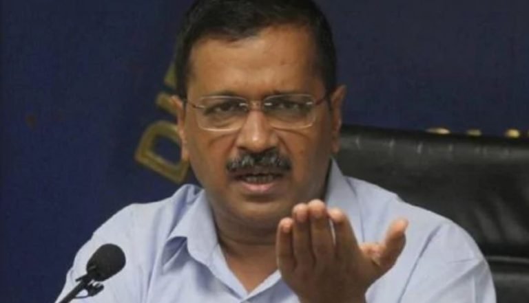 13+9 सीटों पर बीजेपी दे रही कड़ी टक्कर, केजरीवाल और कुर्सी के बीच पिक्चर अभी बाकी है!