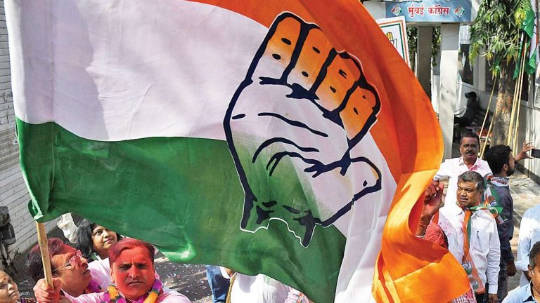 कॉन्ग्रेस नेता ने डेढ़ घंटे में ही मान ली हार, ट्वीट कर ‘पहली फुरसत’ में निकल लिए