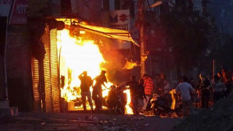 दिलबर सिंह नेगी के हाथ-पैर काट दंगाइयों ने दुकान की आग में झोंका: बचकर भागे श्याम ने बताई आपबीती