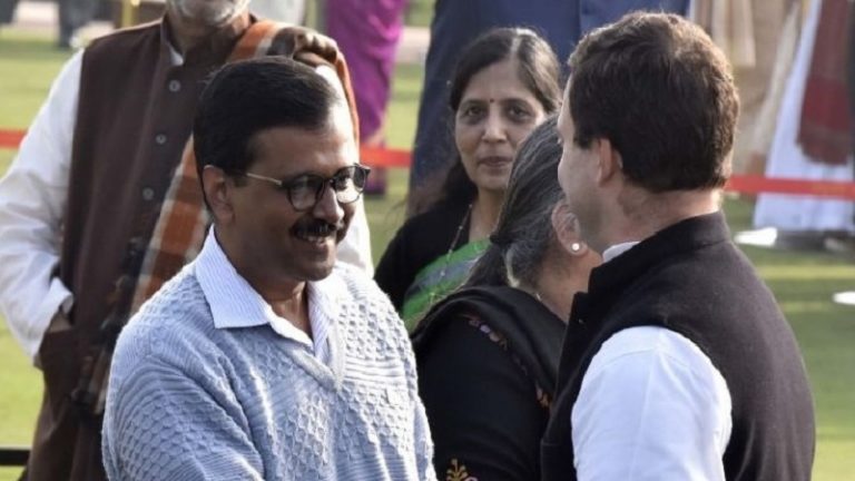 AAP की जीत, विकास के एजेंडे की जीत होगी: कॉन्ग्रेस ने केजरीवाल की तारीफों के बाँधे पुल