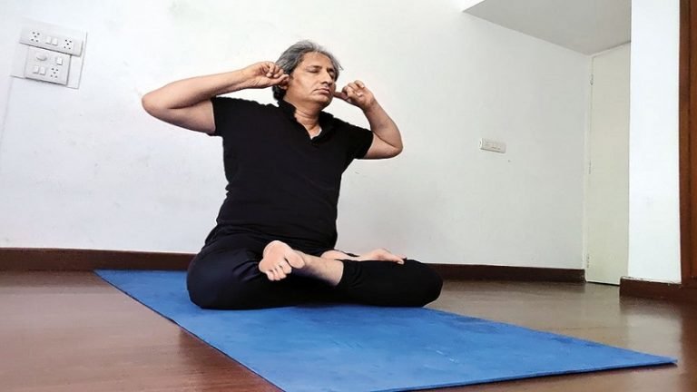 बजट 2020: रवीश कुमार का विश्लेषण, प्राइम टाइम से पहले लगा हमारे हाथ… हें हें हें