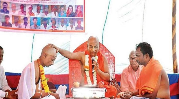 मुस्लिम युवक ने मुंडन करा ली दीक्षा, बनेंगे मुख्य पुरोहित: पिता ने भी मठ के लिए दी थी 2 एकड़ जमीन