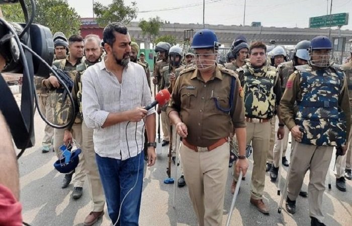 ‘कहते रवीश के चैनल से हूँ, तो ये हाल न होता’: NDTV के पत्रकार पर मुस्लिम भीड़ ने किया पथराव