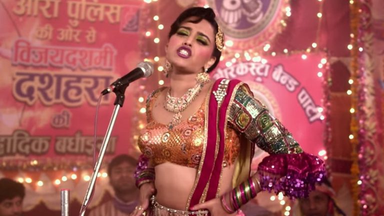 हाथ में संविधान, जुबाँ पर सुप्रीम कोर्ट के लिए गाली, दिल में राम के लिए घृणा: ऐसे कैसे चलेगा स्वरा मैडम?