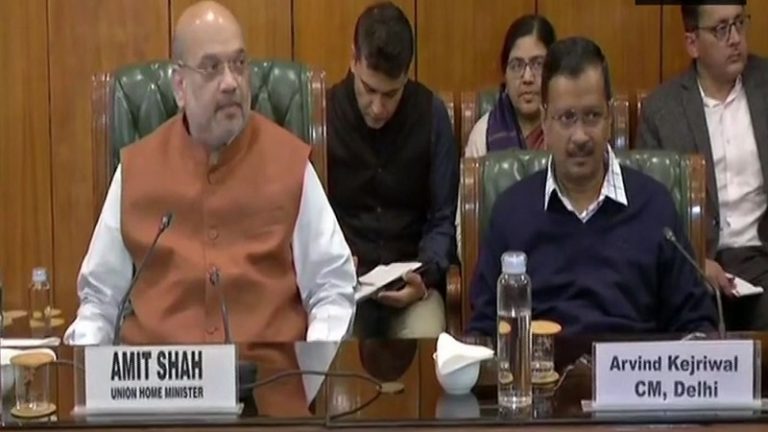 दिल्ली हिंसा पर एक्शन में शाह: बैठक से निकलकर बोले केजरीवाल- जरूरत पड़ी तो सेना बुलाएँगे