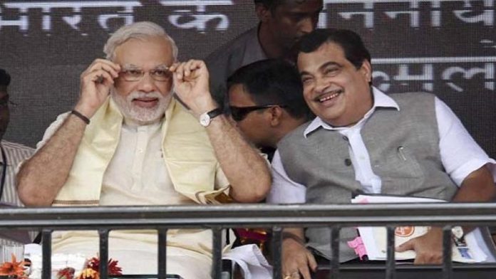 गडकरी, मोदी