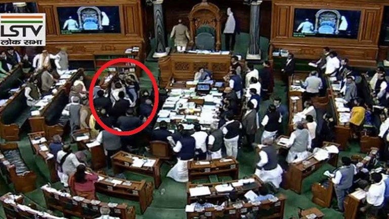 लोकसभा में कॉन्ग्रेस सांसद की ‘गुंडागर्दी’: स्वास्थ्य मंत्री हर्षवर्धन के साथ हाथापाई की नौबत, सदन स्थगित
