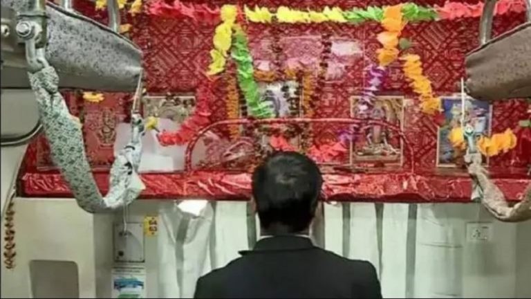 IRCTC ने कहा- महाकाल एक्सप्रेस में भगवान शिव के लिए सीट रिजर्व नहीं: ओवैसी ने उठाए थे सवाल