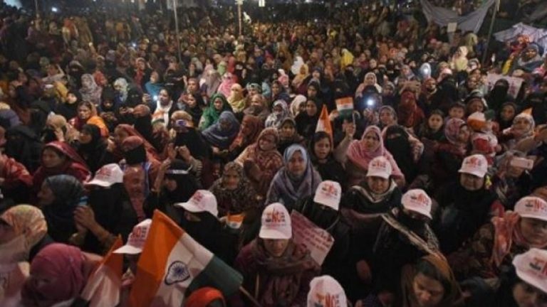 फायरिंग की घटना के बाद दिल्ली पुलिस ने बढ़ाई शाहीन बाग धरने की सुरक्षा, बिना आई कार्ड नो एंट्री